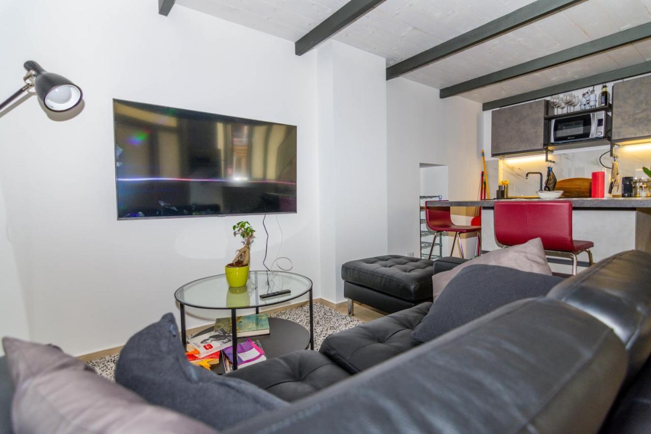 Industrial Loft -Center Of Turin- By Happyhostorino Apartman Kültér fotó